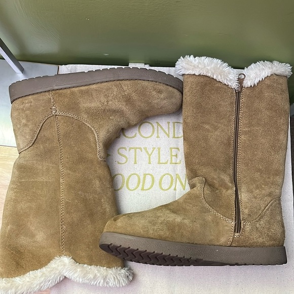 Genuine Suede Light Brown Boots Size 7 - Picture 1 of 8